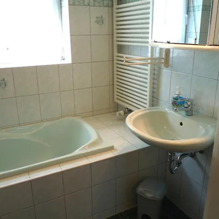 Apartment Malchower Mit Pool